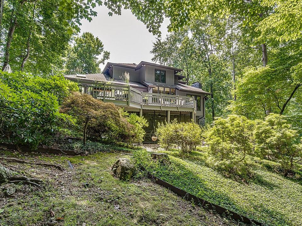 1st image of 485 Woodway Dr