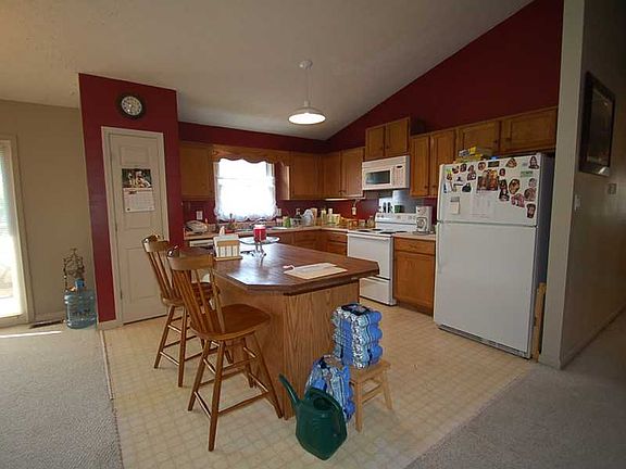 4th image of 8507 Lighthorse Dr