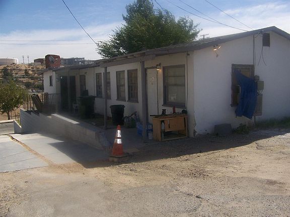 4th image of 15313 Center St