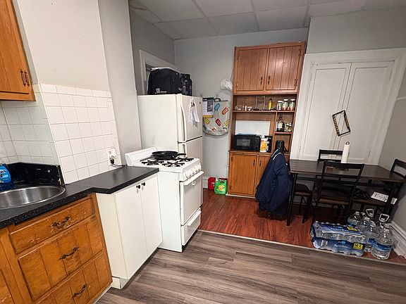 4th image of 757 Hazelwood Ave APT 1