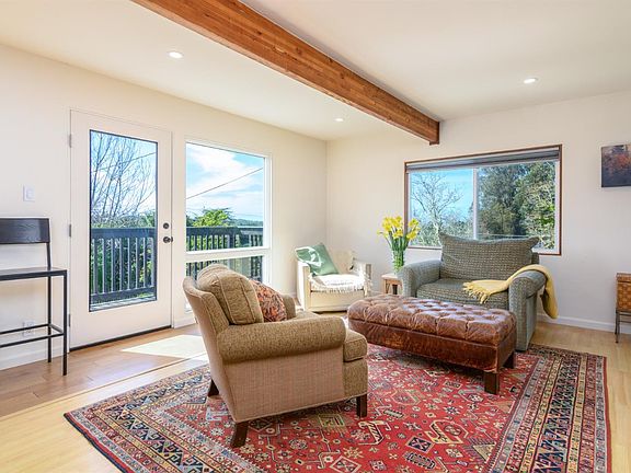 3rd image of 44120 Biaggi Road