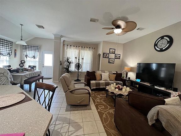 3rd image of 7106 Thistlewood Park Ct