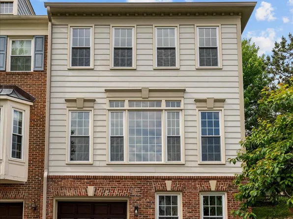 671 Burnside Ter SE, Leesburg, VA 20175