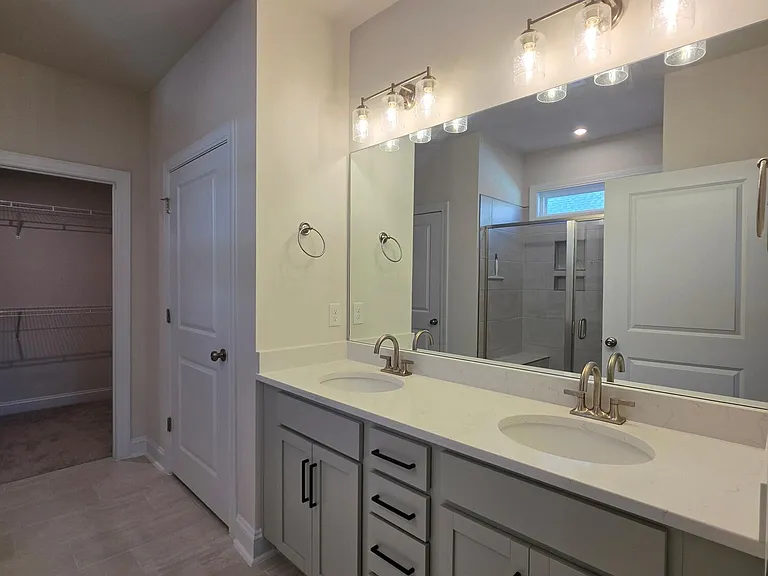 3360 Rustic Dr — Photo 37