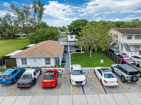 1049 NW 95th St, Miami, FL 33150