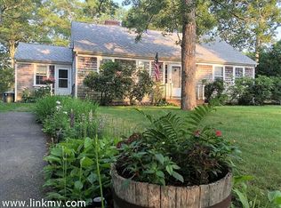 382 Franklin St, Tisbury, MA 02568