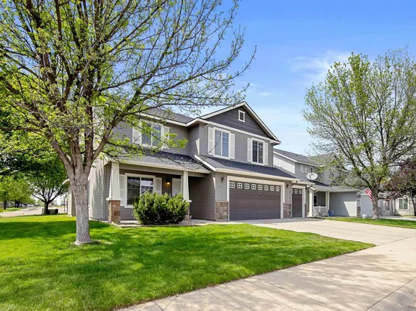 3273 N Elmstone Ave, Meridian, ID 83646