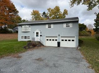 1072 N Hoosac Rd, Williamstown, MA 01267