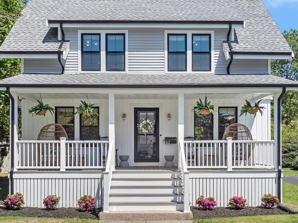 63 Green St, Fairhaven, MA 02719