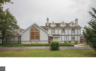 859 Coles Mill Rd, Williamstown, NJ 08094