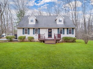 609 Eatontown Rd, Port Jervis, NY 12771