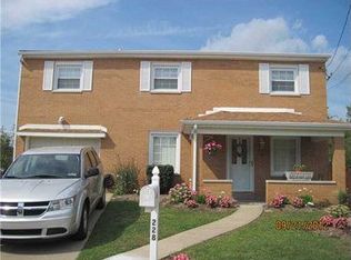 228 Vermillion Dr, Pittsburgh, PA