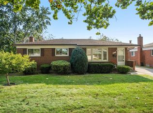 29172 Eiffel Ave, Warren, MI