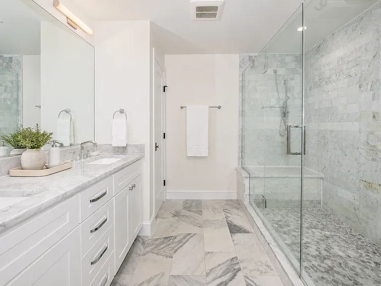3224 Cleveland Ave NW — Photo 11
