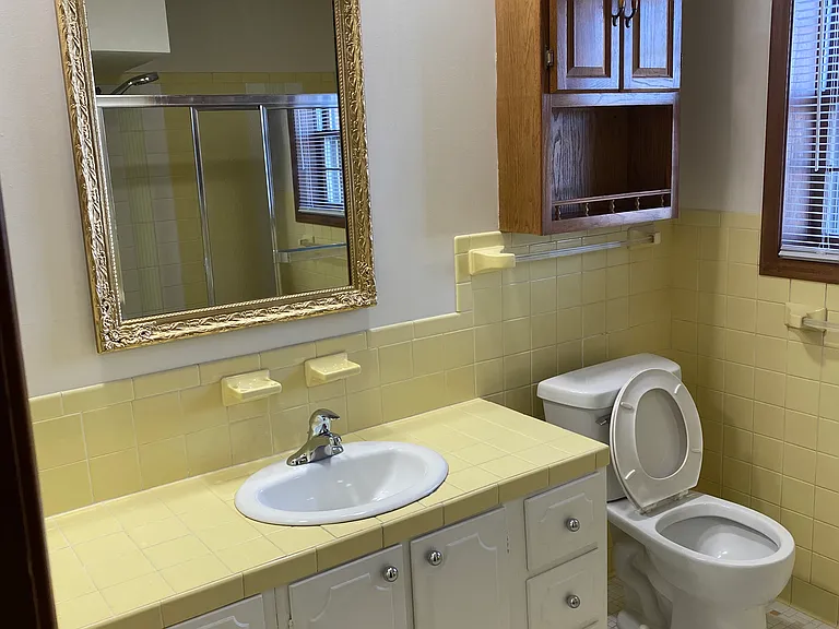 KINGSWOOD APARTMENTS — Photo 28