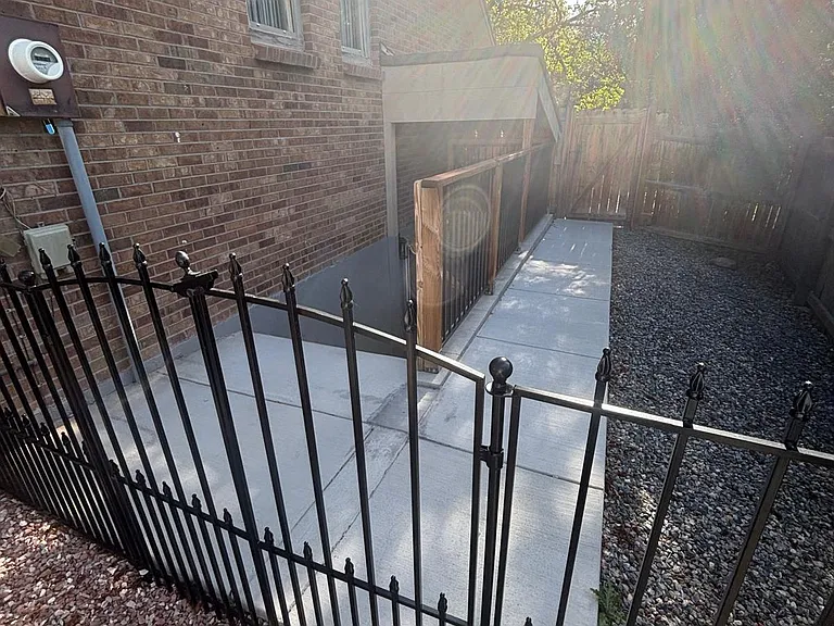 7559 S Quay Ct — Photo 13