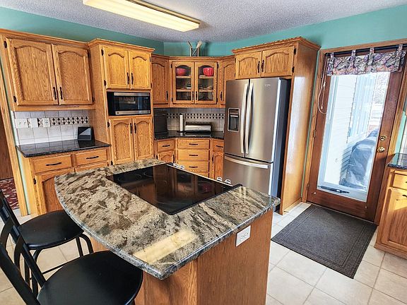 4th image of 4041 S Rivershore Dr