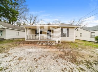 105 W Cannon St, Lagrange, GA 30240