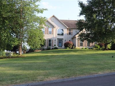 139 Raspberry Ln, Camillus, NY, 13031