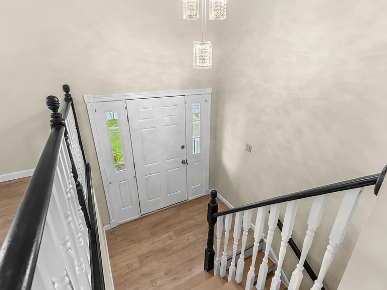 378 Novara Dr — Photo 4