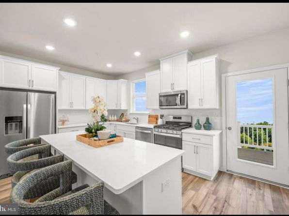 125 Continental Way