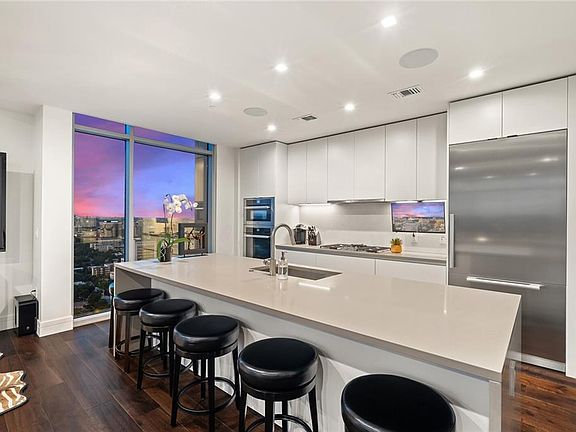 2nd image of 501 West Ave #3304