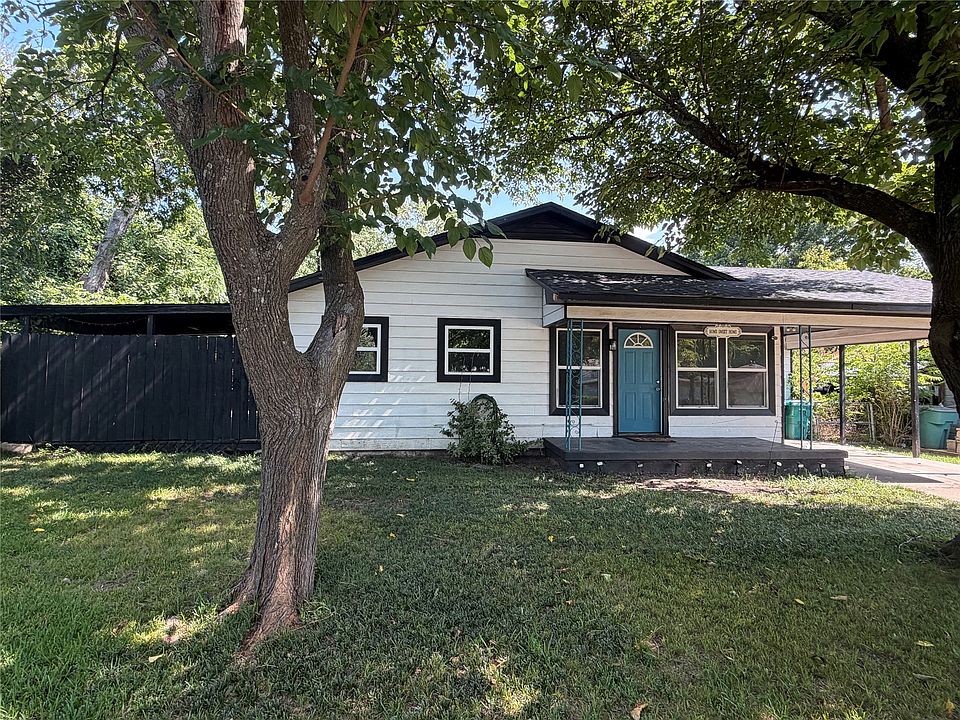 1st image of 2028 E Jones St