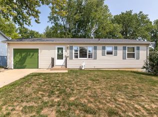 1970 Winne Ct, Dubuque, IA 52002