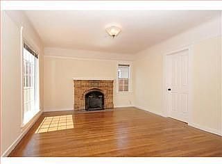 5th image of 605 S Humboldt St