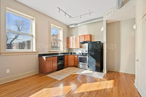 Chouteau Lofts Photo 1