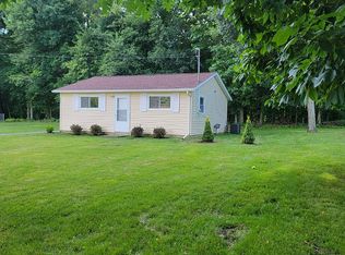 5834 Squires Rd, Jackson, MI 49201
