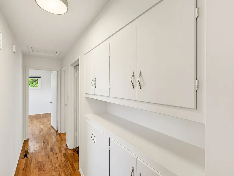 2100 Woodlawn Dr — Photo 19