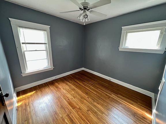 2nd image of 1211 Lakeland Ave #1211