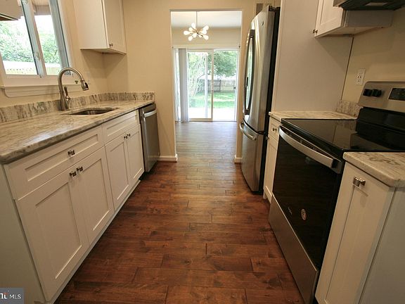4th image of 7508 Newburg Dr
