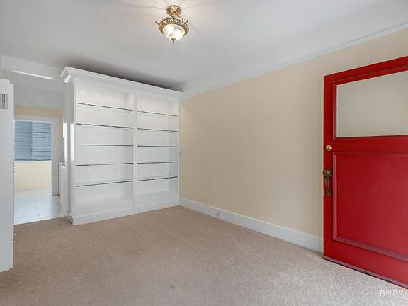 5th image of 1724 Filbert St #1716A
