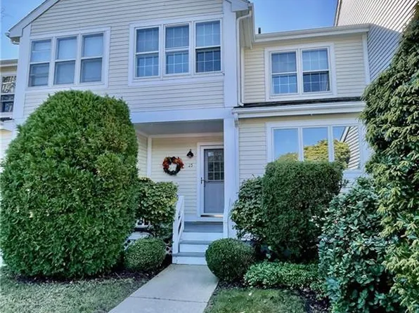 25 Cove Side Lane #25, Stonington, CT 06378