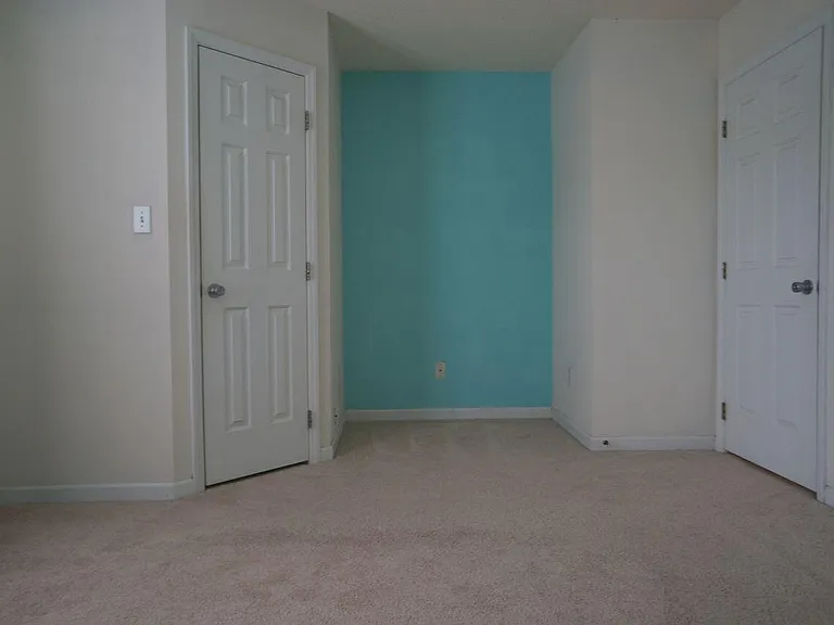 312 Commons Dr — Photo 13
