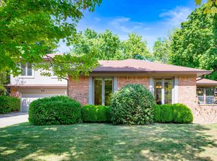 910 Claridge Ct, Indianapolis, IN 46260