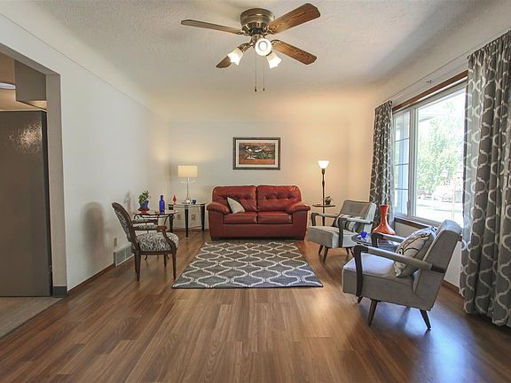 3rd image of 2819 Garden Ave