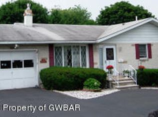 6 David Rd, Hanover Township, PA 18706