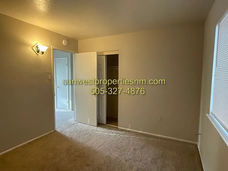 304 N Rio Grande Ave — Photo 8