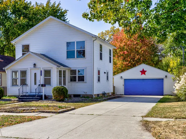 1511 Douglas Ave, Ames, IA 50010