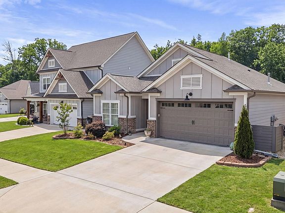 2nd image of 3561 Haystack Ln