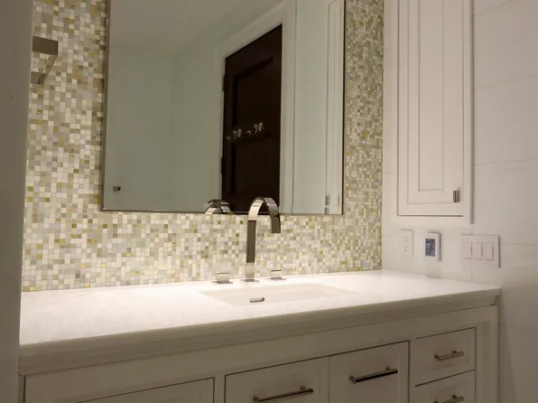 46 East 66th Street image 32 of 44