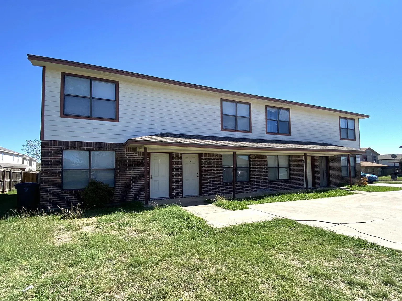 1307 Monroe Loop — Photo 2