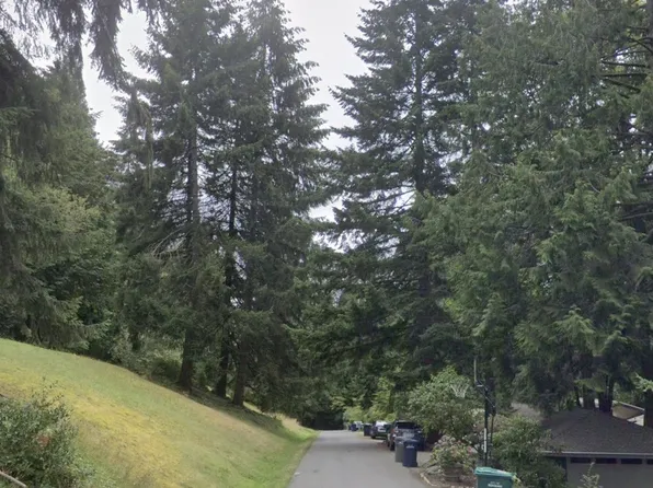 995 Idylwood Dr SW, Issaquah, WA 98027