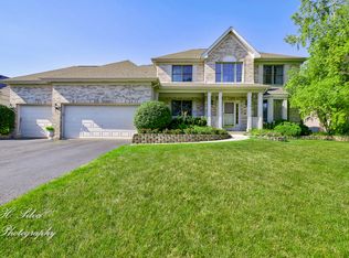 2052 Tunbridge Trl, Algonquin, IL
