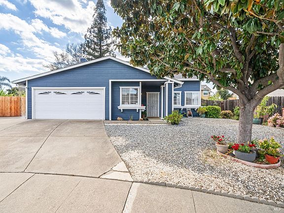 2nd image of 115 Amadas Court