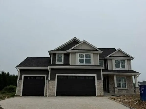 N75 W24728 Lauren DRIVE, Sussex, WI 53089