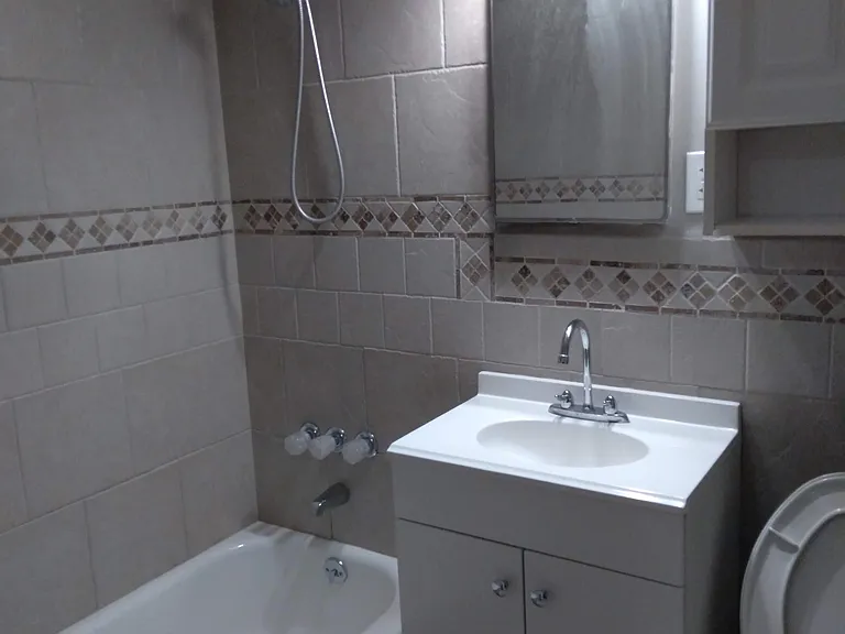 432 Elmwood Ave #2 — Photo 6